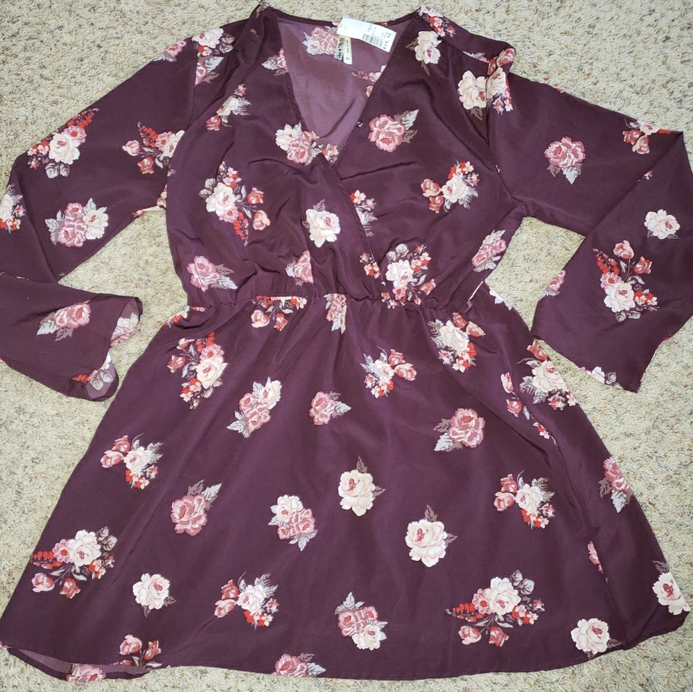 Womens top Blouse Size XL NWT